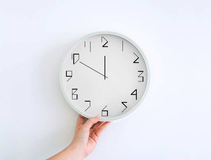 Wall Clock Mockup_01.jpg